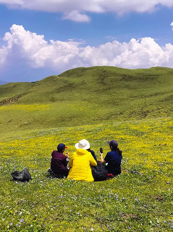 Dayara Bugyal Trek Summer Camp