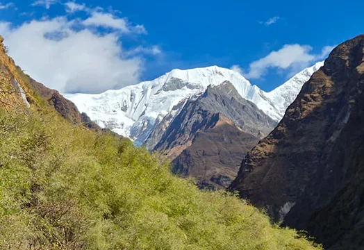 16th April 2026 Weather Update: Throughout the Whole Week the Weather has been Bright and Sunny in all the Trekking Regions