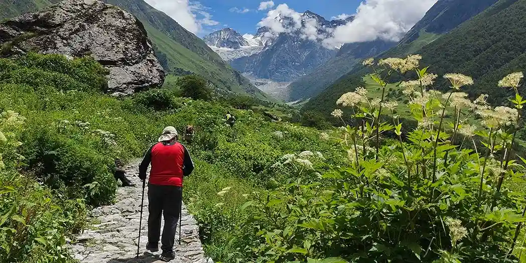 solo trekker friendly