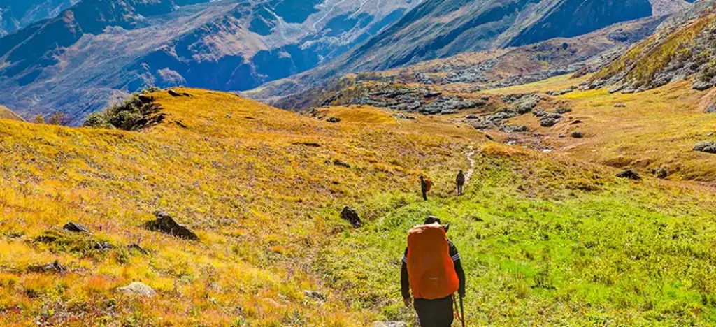 How to Reach the Start Point of Bali Pass Trek?