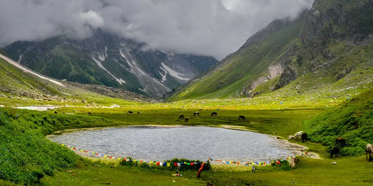 how to reach pin bhaba pass trek base camp- kafnu