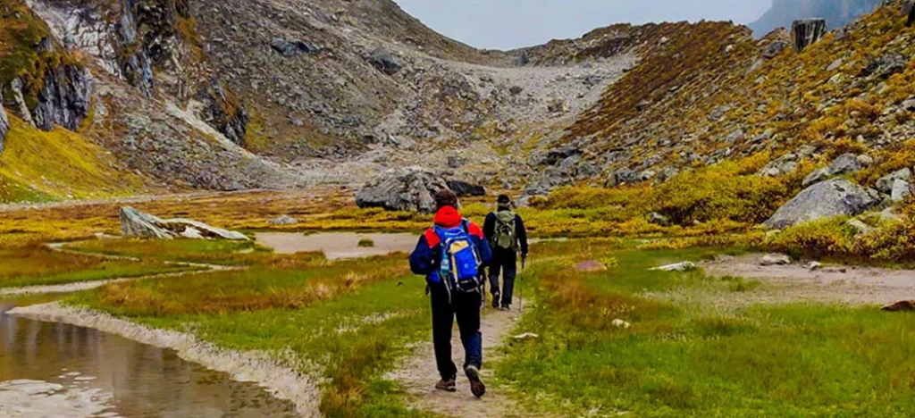 Satopanth Lake Trek