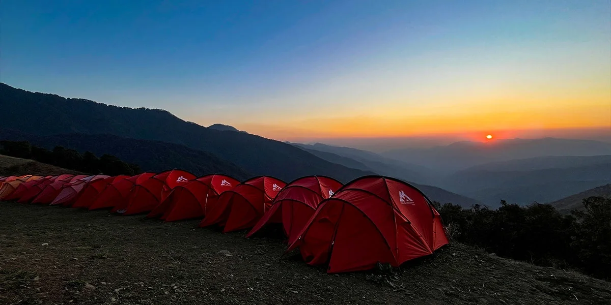 how to reach the base camp(pantwari) for the nag tibba trek