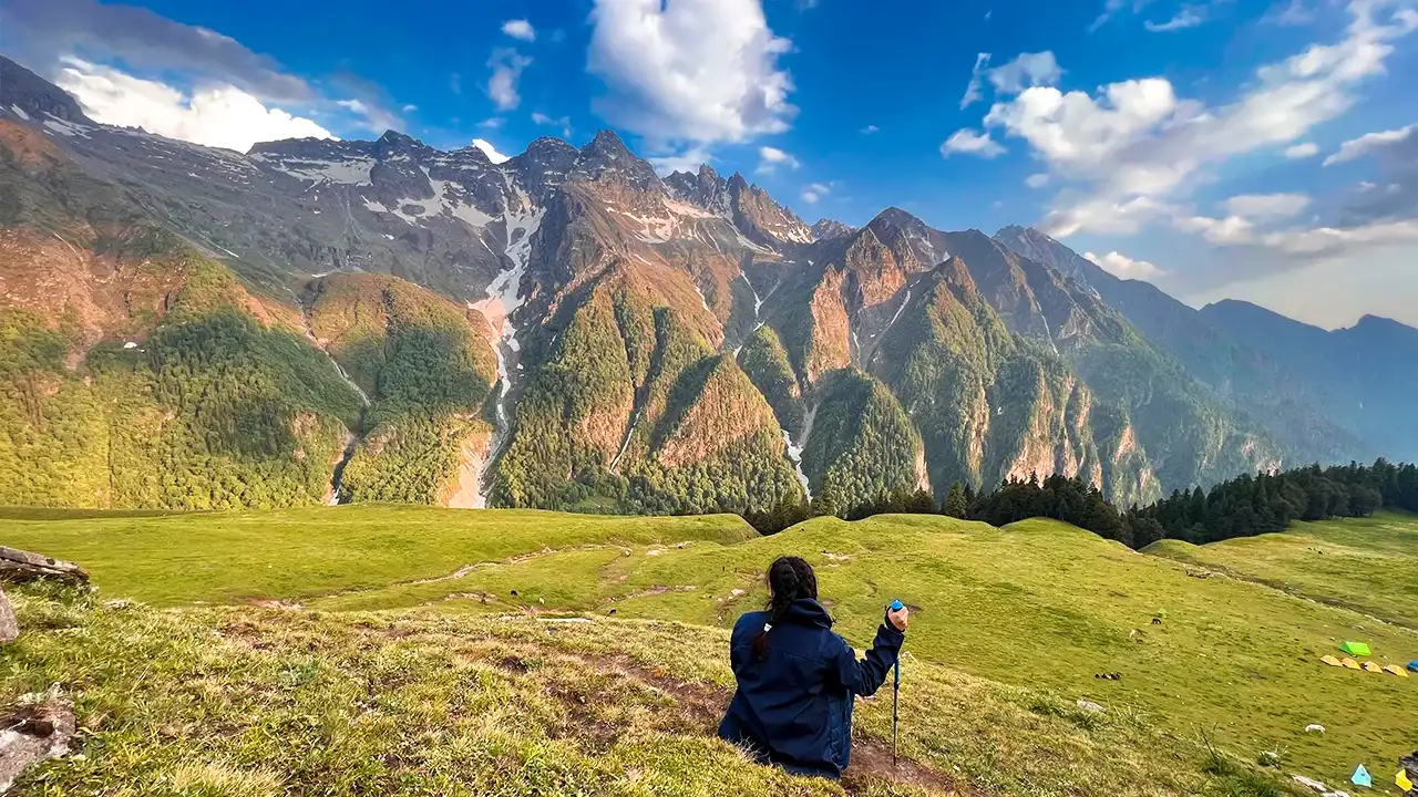 buran ghati trek, trek the himalayas, hikes of india, buran ghati trekking, buran ghati in autumn, best view of buran ghati