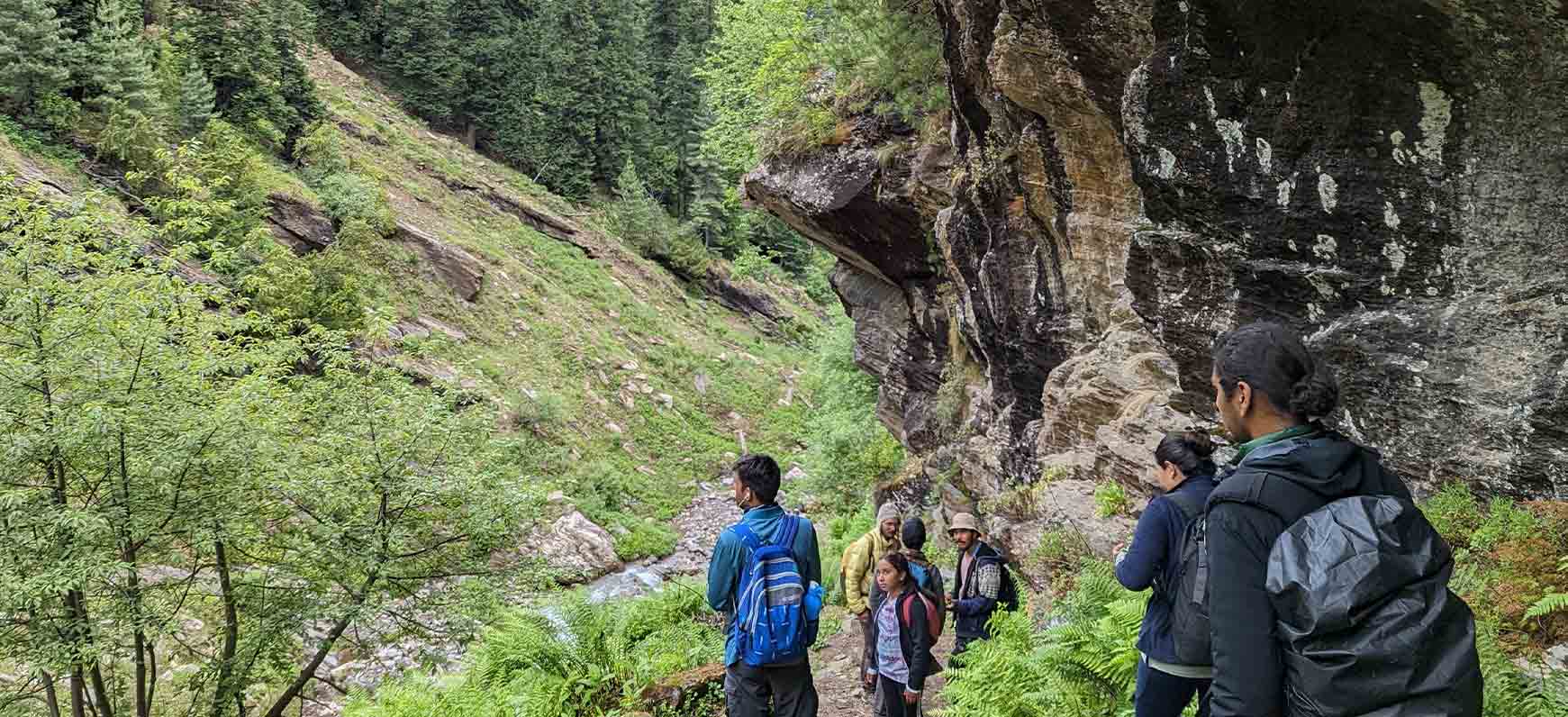 buran ghati pass trek