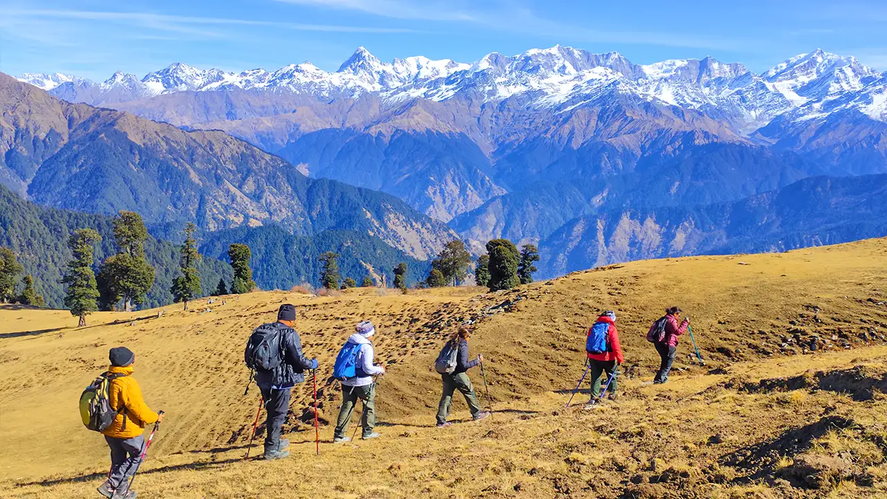 Weather Update of 17-Nov-2025 by Trek The Himalayas
