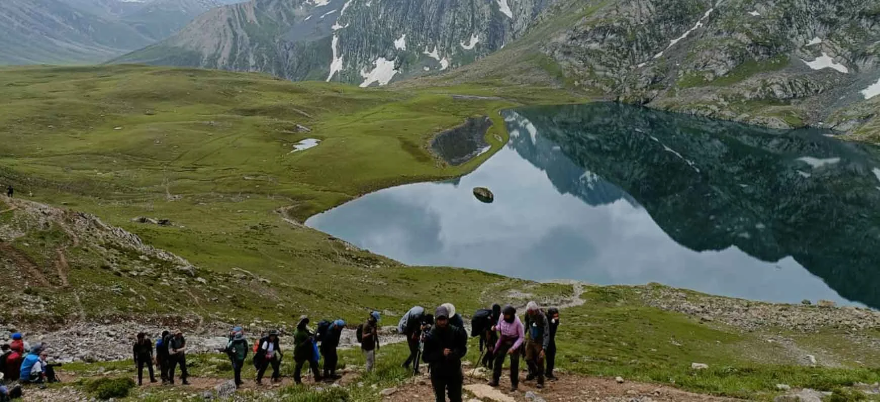 kashmir great lakes trek