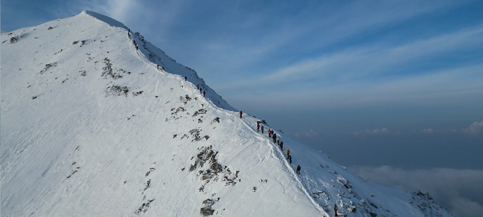 Pangarchulla Peak Trek